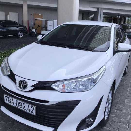 Tan Son Nhat Airport Transfer Service - Private Car One Way Or Round Trip